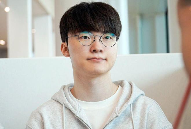 九游-关于Faker意外战胜德国队，比赛规则变更引爆全场！赛场气氛高涨的信息