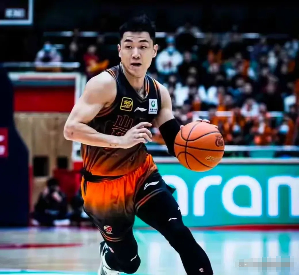 jiuyou-赛后山东男篮调整名单以备NBA总决赛，更衣室发声环节打磨，更衣室稳定，年轻球员得到机会的简单介绍